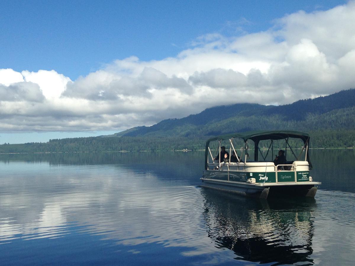 Lake Quinault Lodge Bagian luar foto
