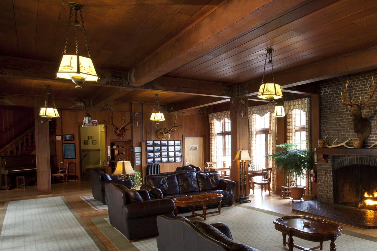 Lake Quinault Lodge Bagian luar foto
