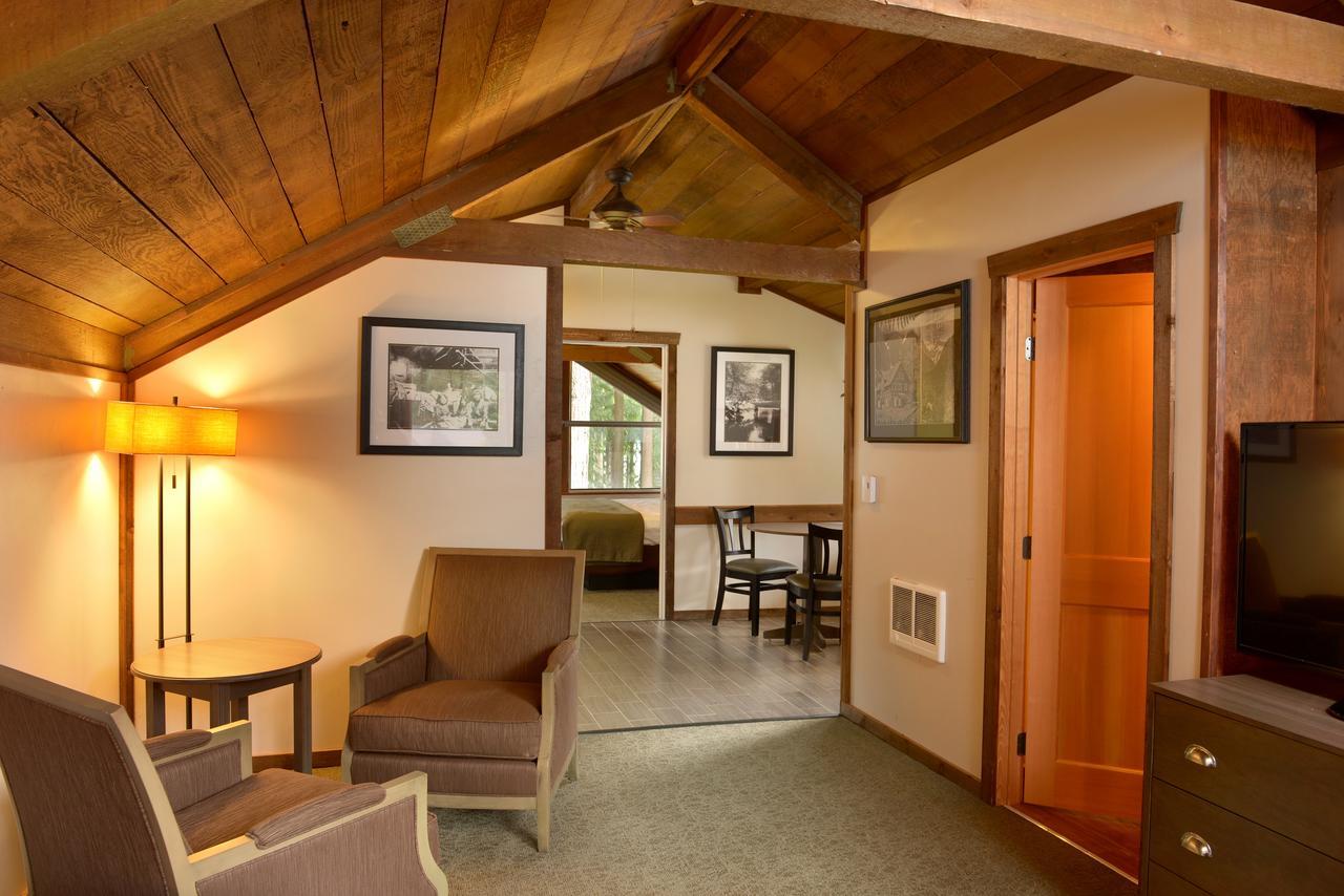Lake Quinault Lodge Bagian luar foto