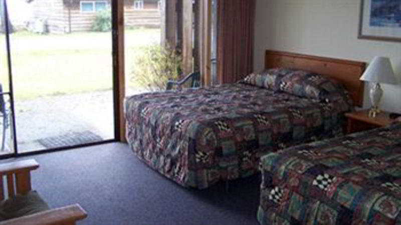 Lake Quinault Lodge Bagian luar foto